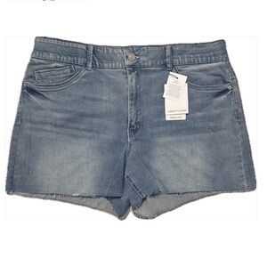GIBSON LATIMER Perfect Fit Raw Hem Shorts